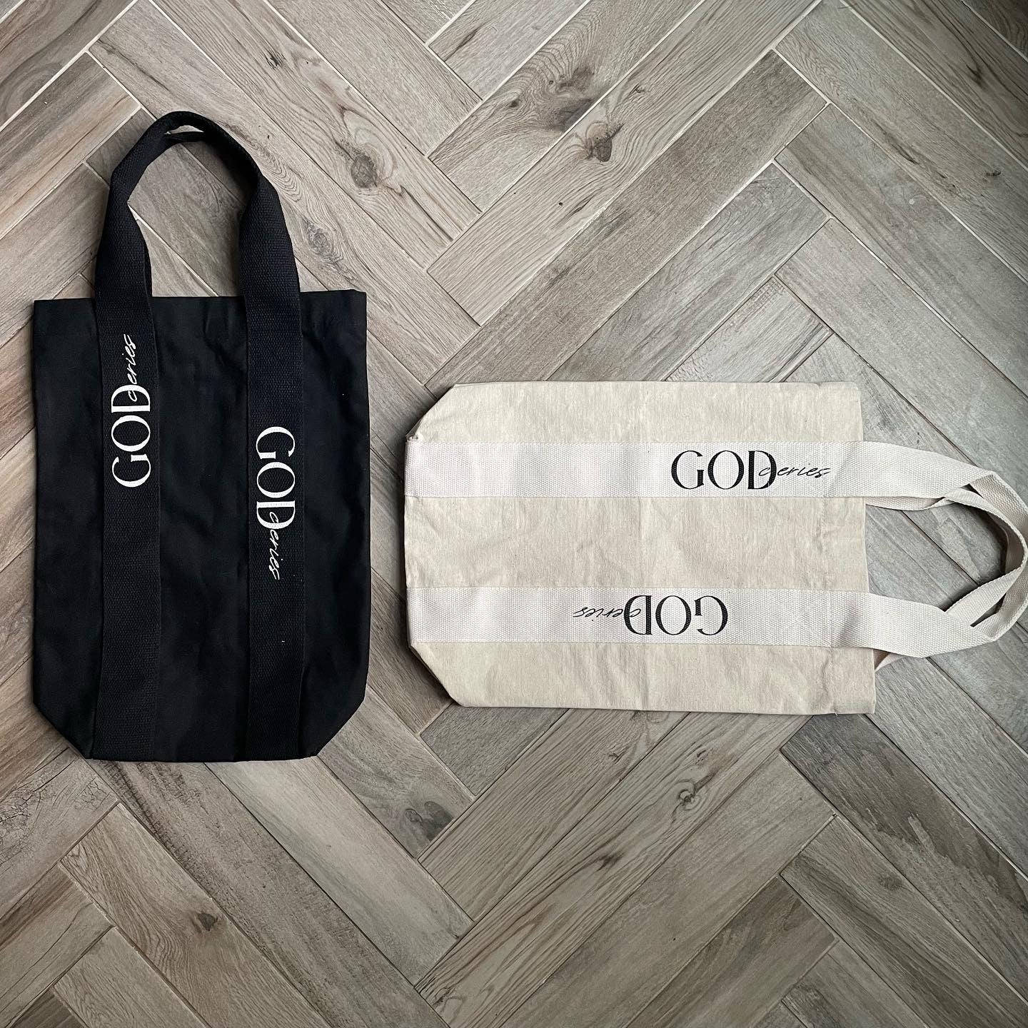Exodus On the Go Tote